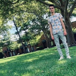 Meet your Posher, Wail